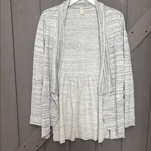 Women's Gray Open-Front Sweater